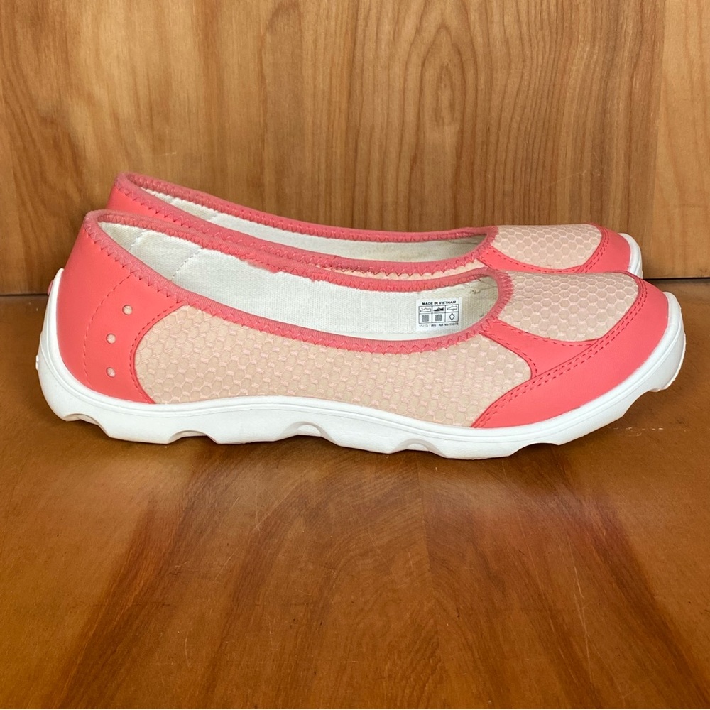 Womens 8 Crocs Busy Day Ballet Flats Pink CCKC1148